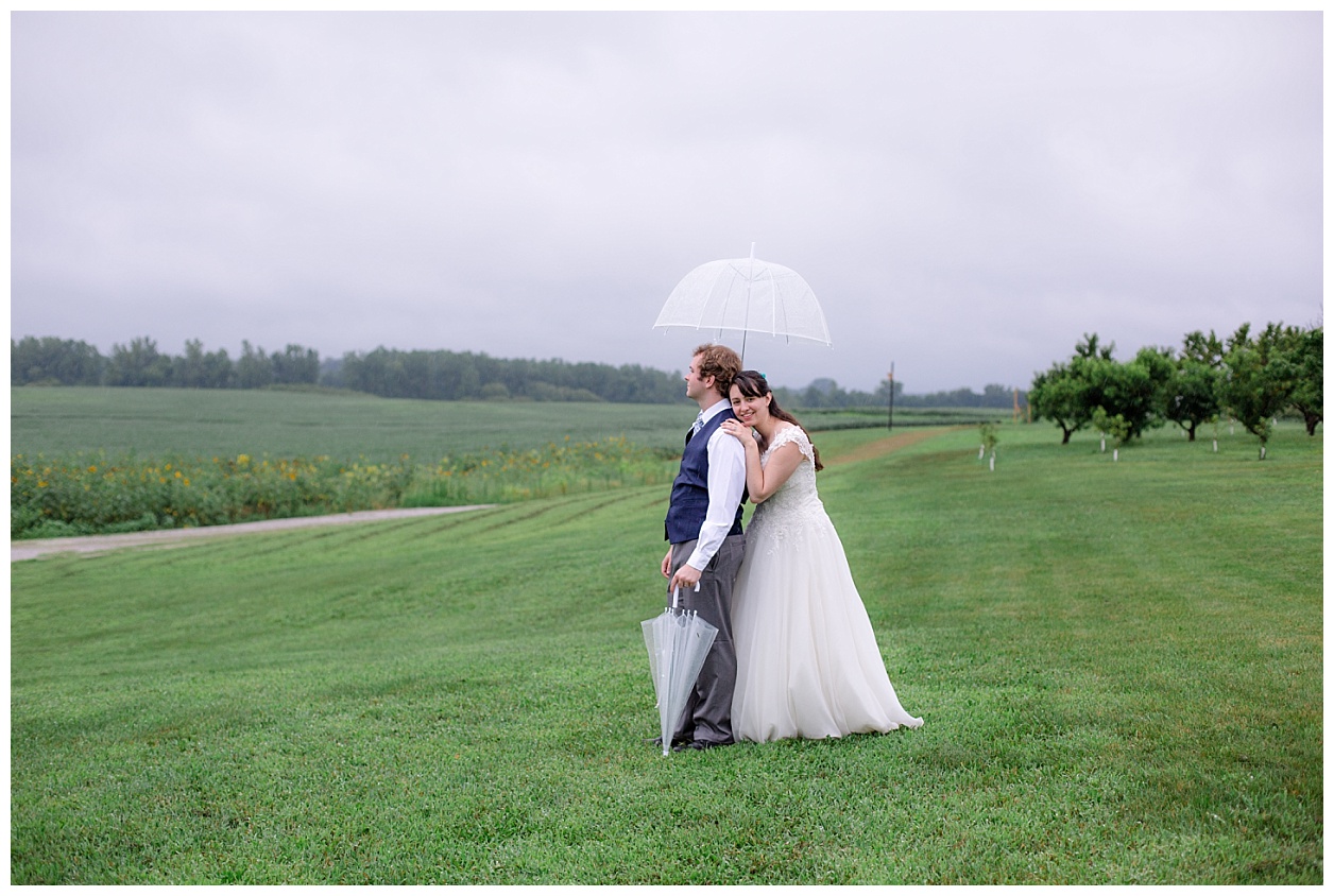Lafayette-wedding-wea-creek-orchard-rainy (15).jpg